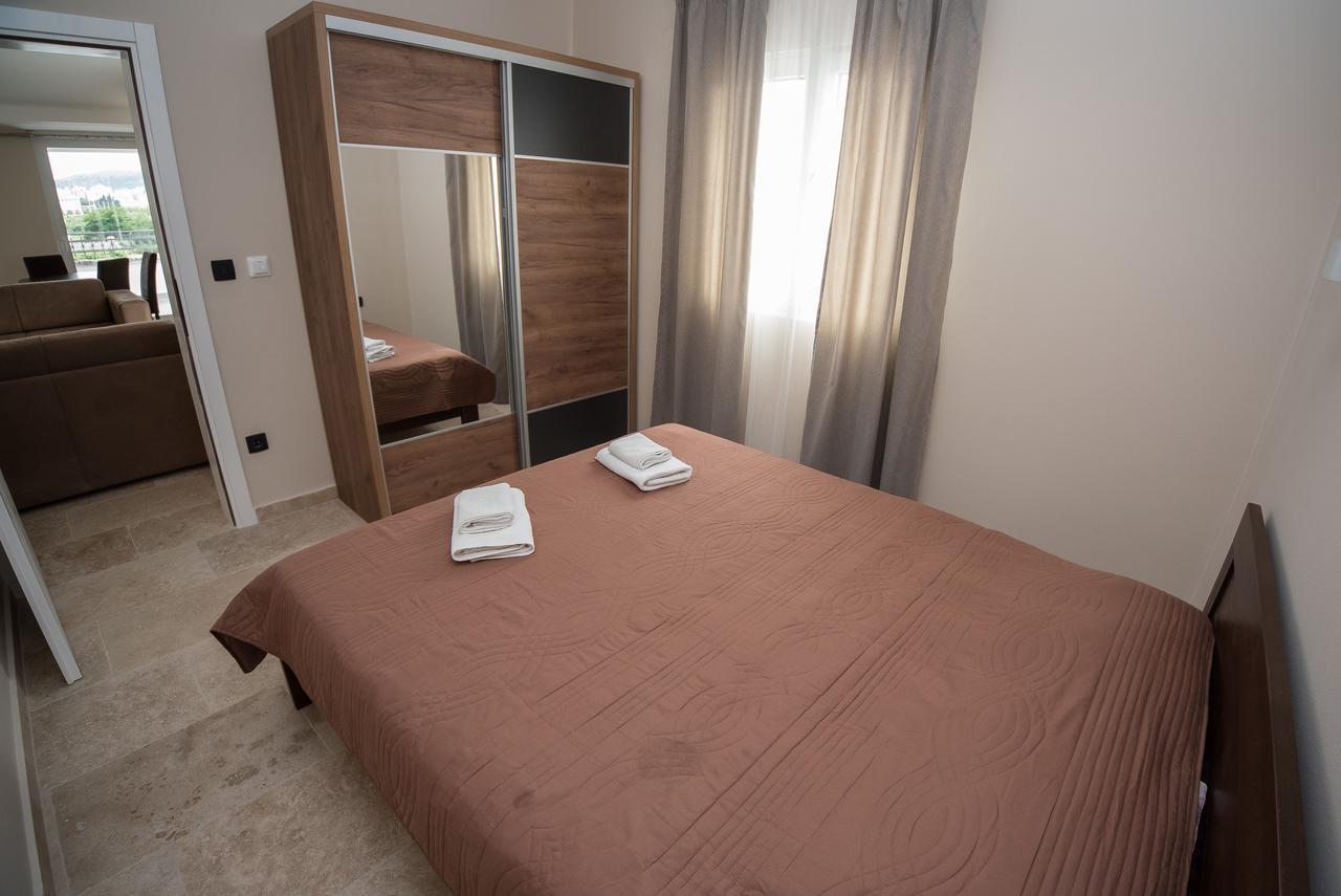 Apartments Vila Monegro Бар Екстер'єр фото