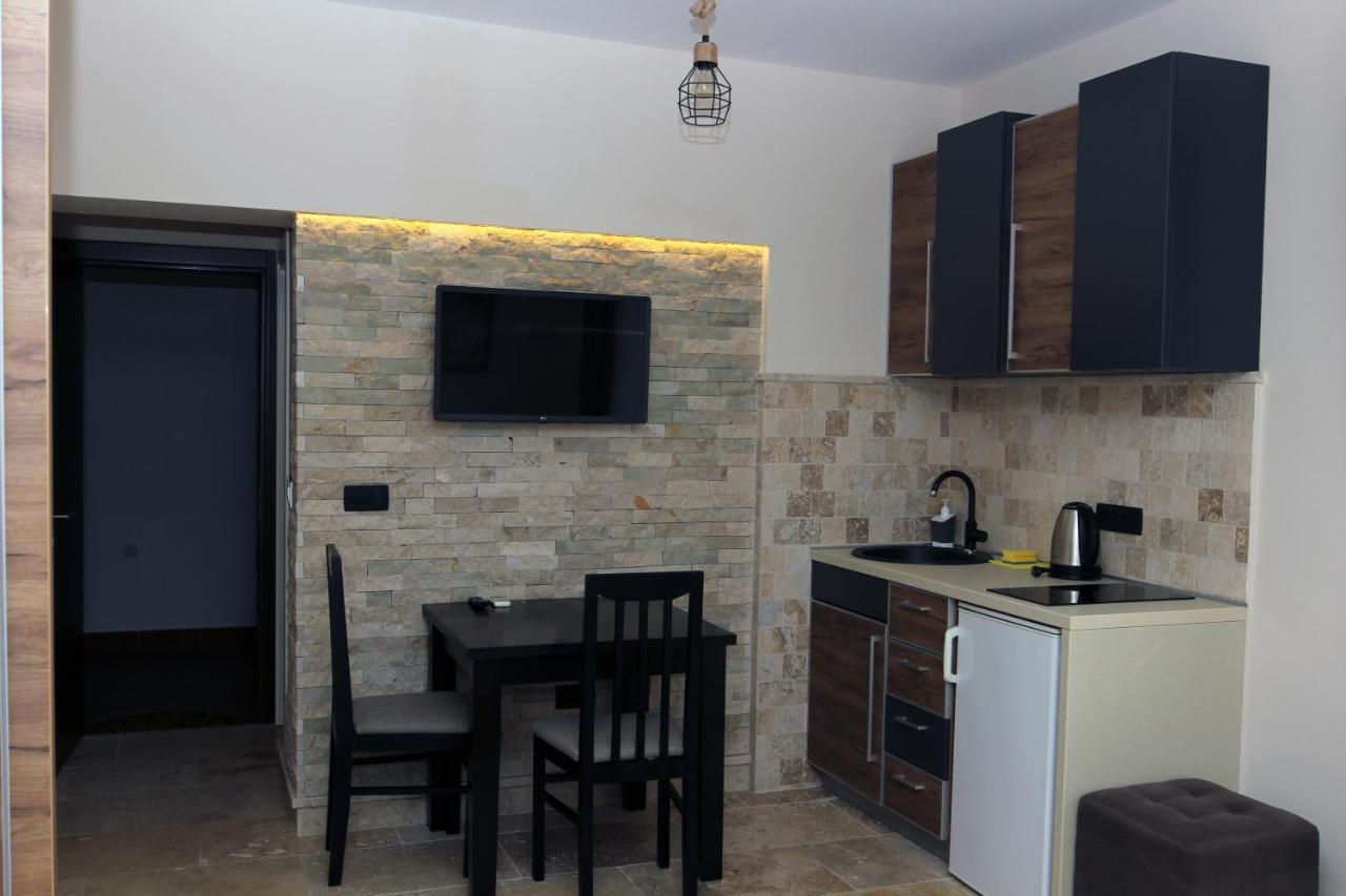Apartments Vila Monegro Бар Екстер'єр фото